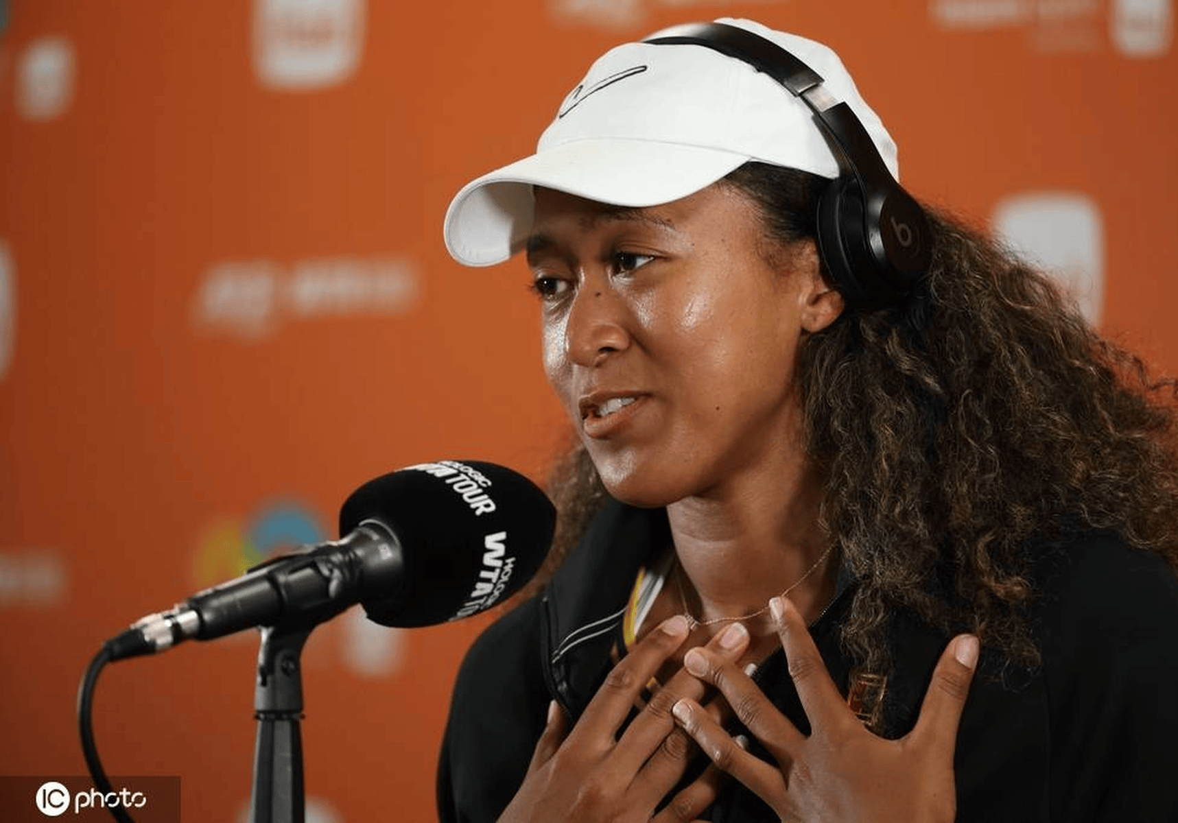  大坂直美关键节点战术调整，老鹰带队取胜！